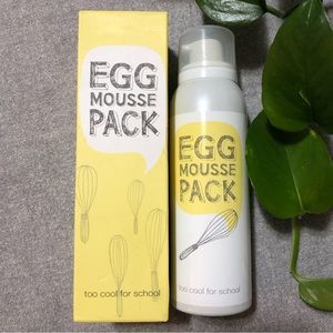 Egg mousse pack facial cleanser